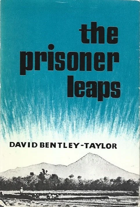 Nu Kopen The prisoner leaps : a diary of missionary life in Java – David Bentley-Taylor (signed by author)