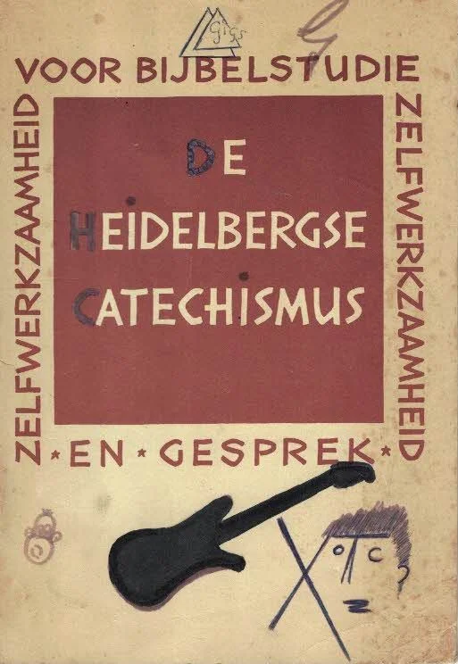 Nu Kopen De Heidelbergse Catechismus voor bijbelstudie zelfwerkzaamheim en gesprek – ( 8e druk) – Uitgave voor de Raad voor de Catechese der Ned. Herv. Kerk