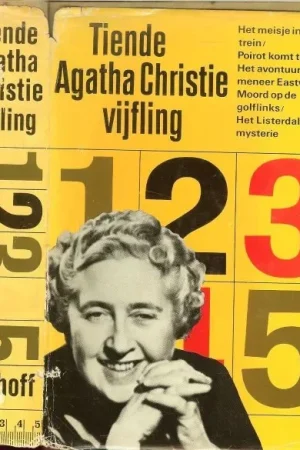 AGATHA CHRISTIE TIENDE VIJFLING * Het meisje in de trein…een kort verhaal * poirot komt terug…een volledig boek * het avontuur van meneer eastwood…een kort verhaal * moord op de golflinks…een volledig boek * het listerdale-mysterie…een kor Favoriet
