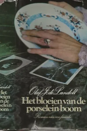 Alleen Vandaag Bloeien van de porseleinboom De Trilogie over het Friese geslacht Tacoma van Oenstra. Landell de J, Olaf de Omslagontwerp : P.A.H. van der Harst