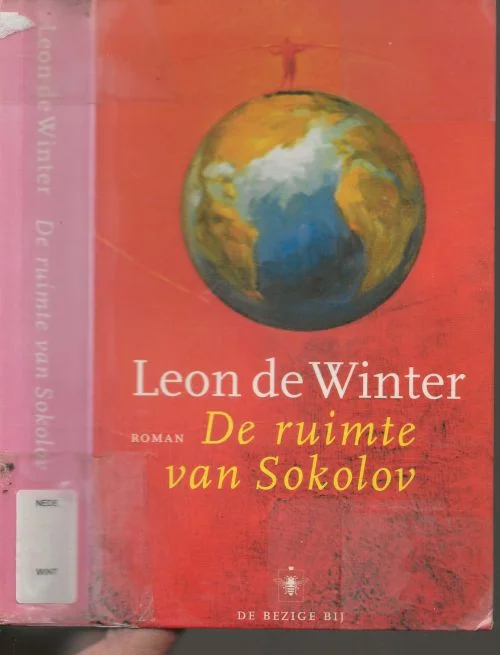 De ruimte van Sokolov van Leon de Winter Omslag studio Paul Koeleman Foto omslag Chris van Houts Hete Deal
