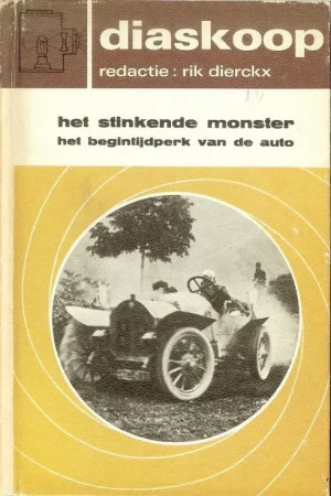 HET STINKENDE MONSTER het begin tijdperk van de auto een van de eerste ford-wagens,op fietsbanden en met de motor achteraan Beperkte Voorraad