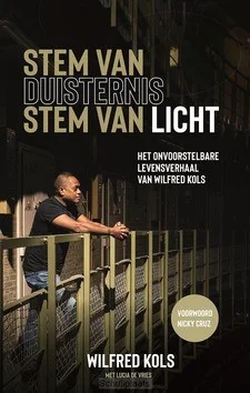 STEM VAN DUISTERNIS STEM VAN LICHT Bestseller