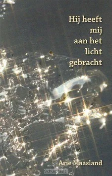 HIJ HEEFT MIJ AAN HET LICHT GEBRACHT Korting